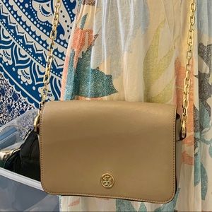 Classic Tory Burch Beige and Gold Crossbody bag
